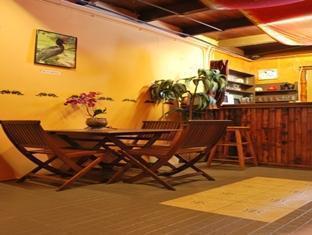 Berambih Lodge Kuching Kültér fotó