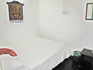 Berambih Lodge Kuching Kültér fotó