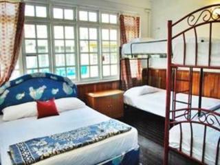Berambih Lodge Kuching Kültér fotó